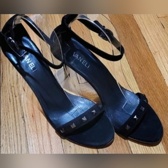 Vaneli Tulla Sandals - Picture 1 of 14